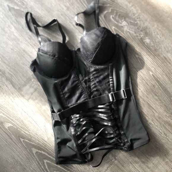 Black Gothic Corsette - Picture 1 of 4